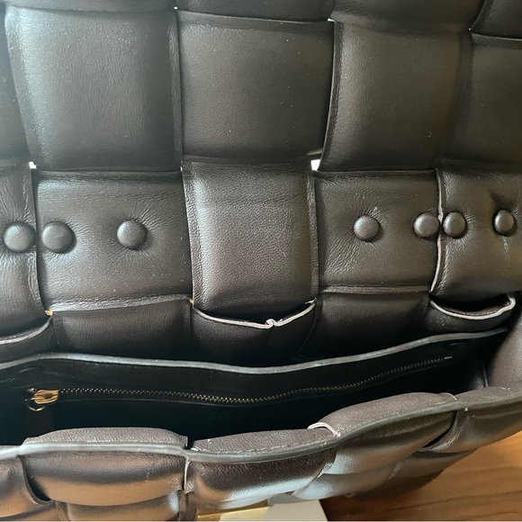 HOST PICK⭐️BOTTEGA VENETA CHAIN CASSETTE BAG -Padded lambskin leather-DARK BROWN - Picture 7 of 16